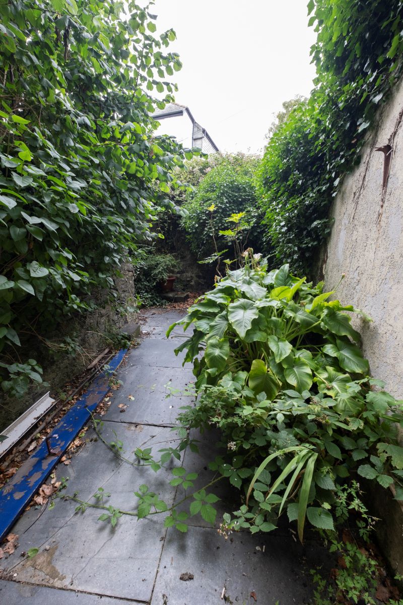 Image 23 of 26