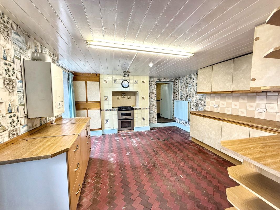 Image 20 of 38