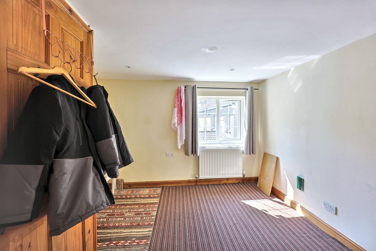 Image 15 of 22