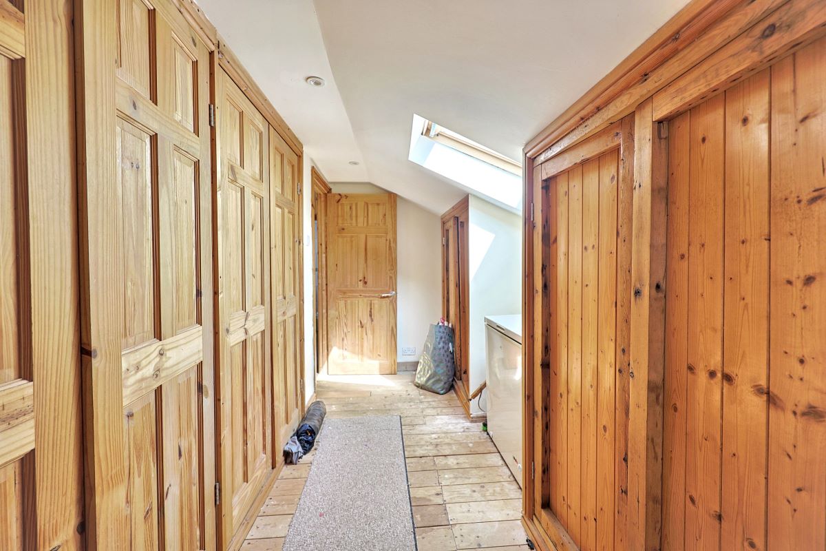 Image 16 of 22