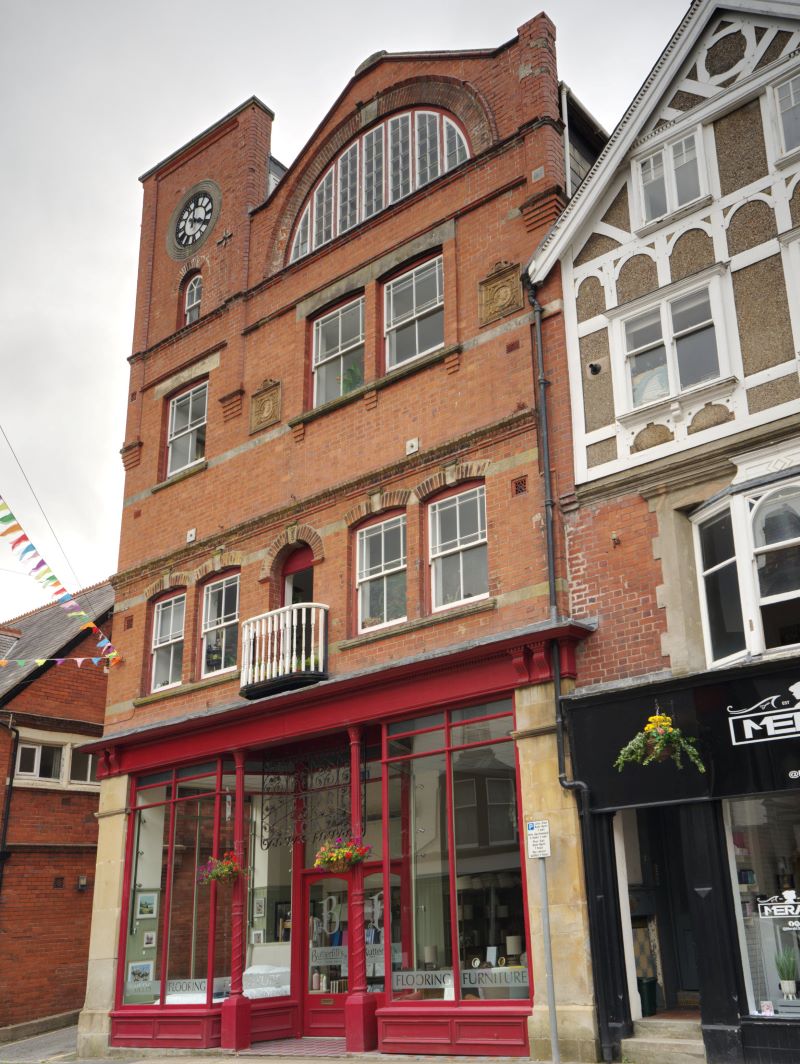 Image 15 of 18
