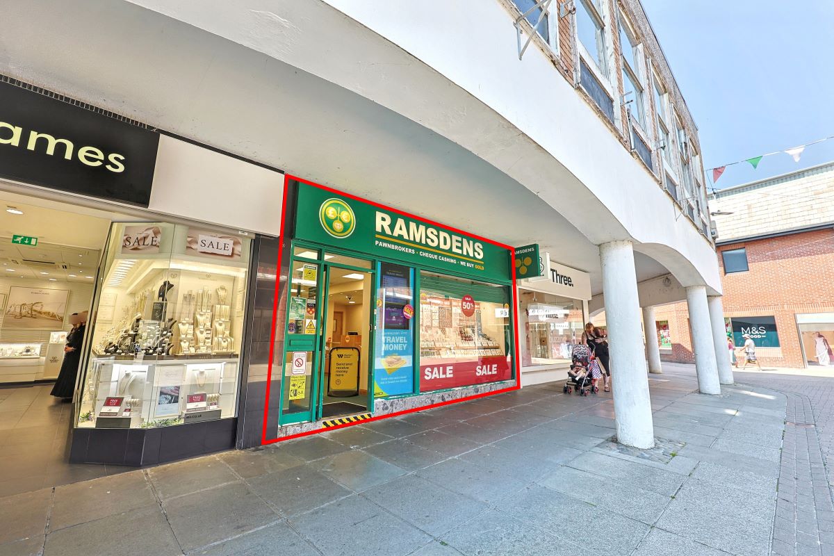 21 Red Street, Carmarthen, Dyfed, SA31 1QL
