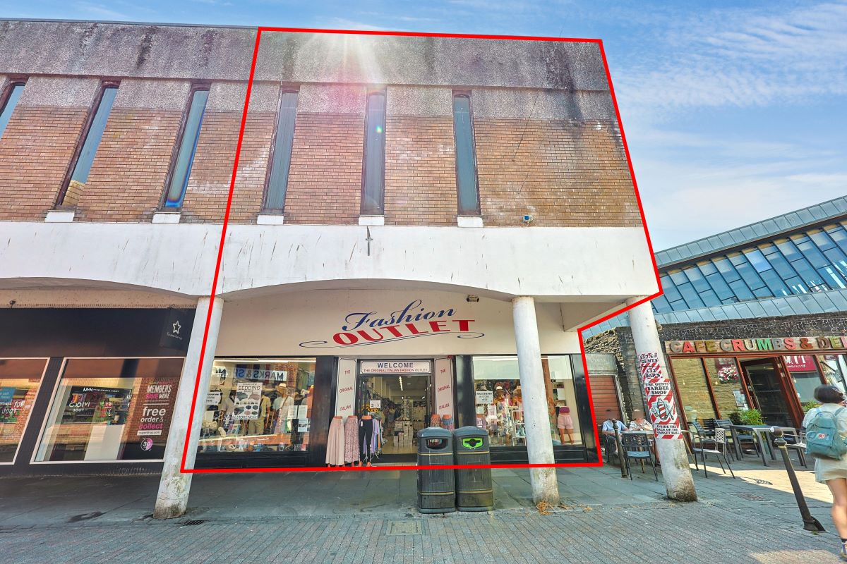 Unit 4, 15 John Street, Carmarthen, Dyfed, SA31 1QT