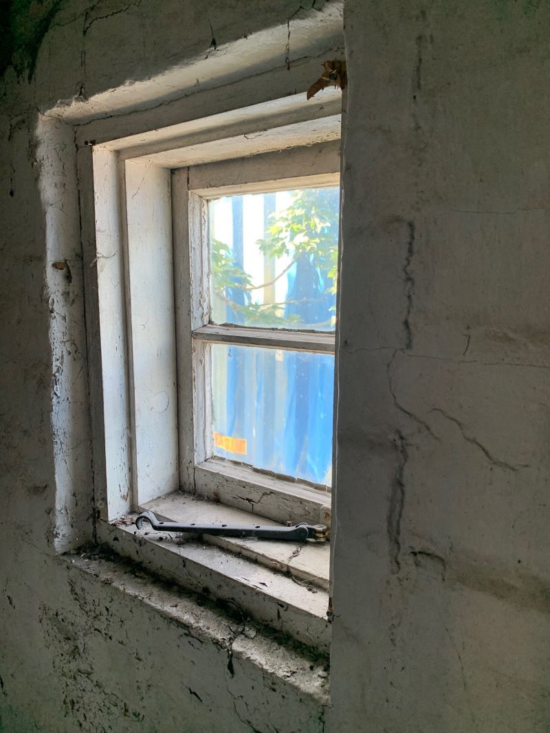 Image 9 of 12