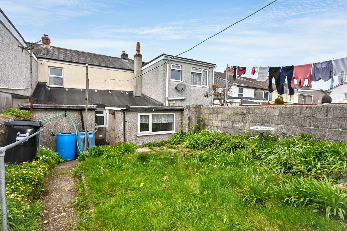 Image 10 of 15