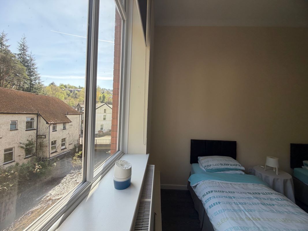 Image 2 of 14