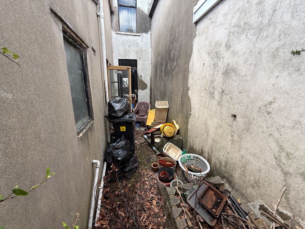 Image 11 of 11