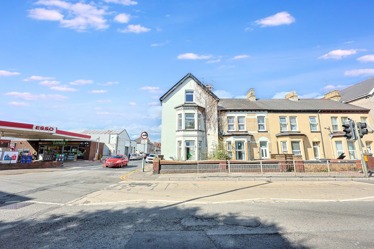 Image 11 of 12