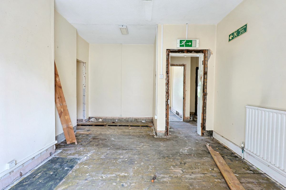 Image 24 of 36