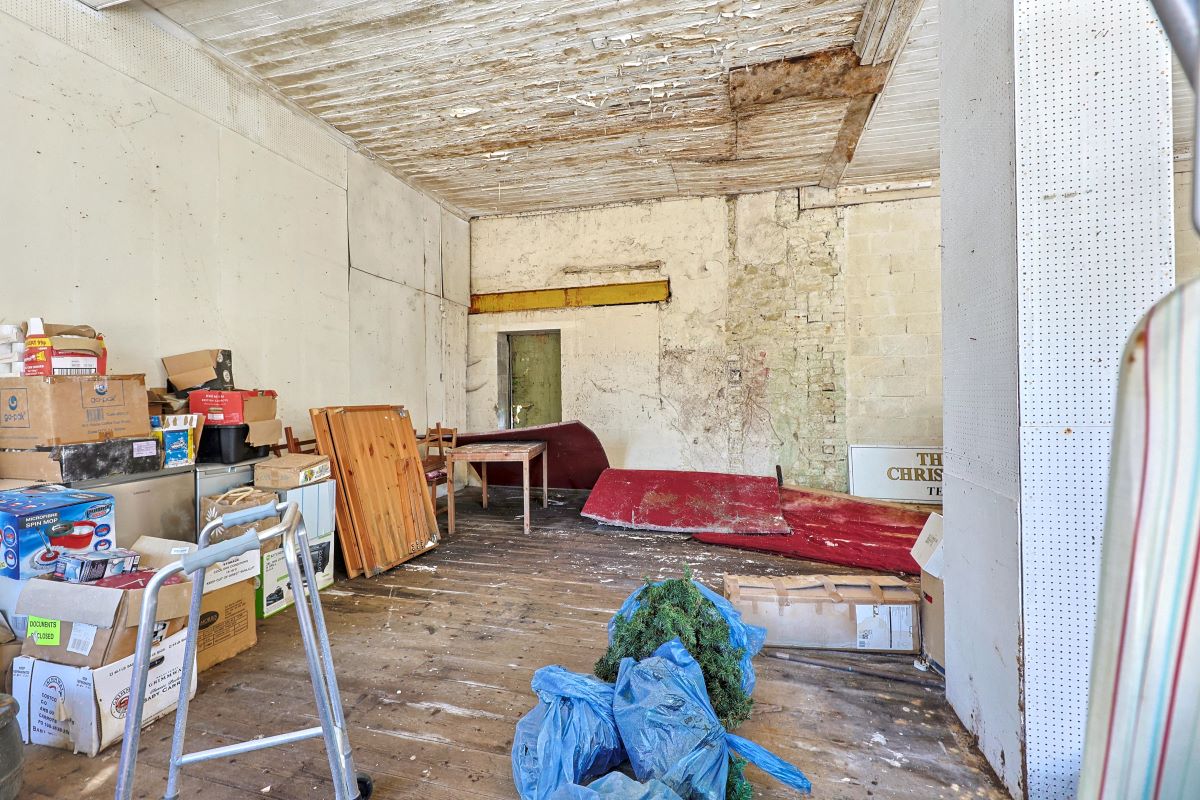 Image 7 of 14