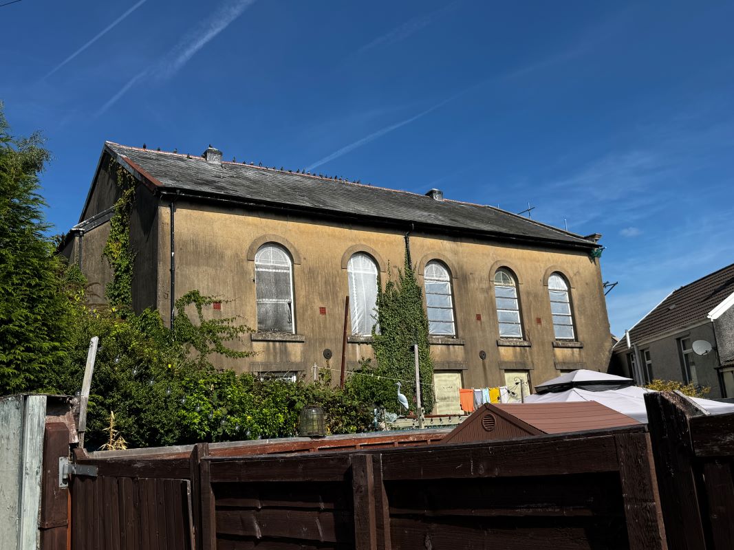 Image 5 of 6
