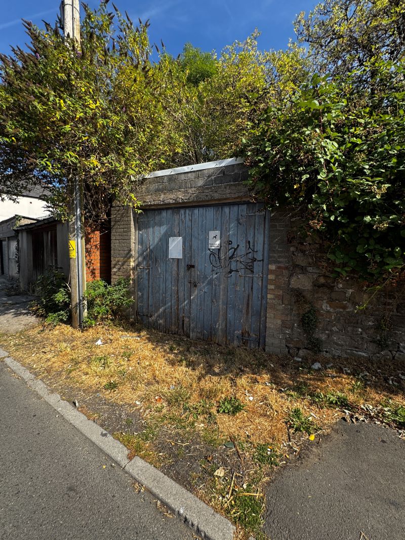 Image 6 of 6