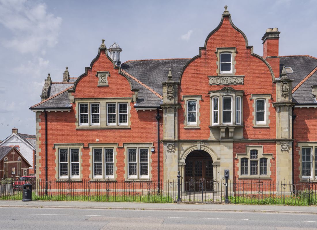 Image 1 of 28