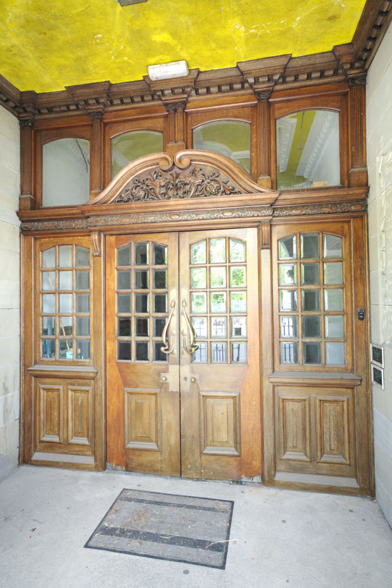 Image 22 of 28