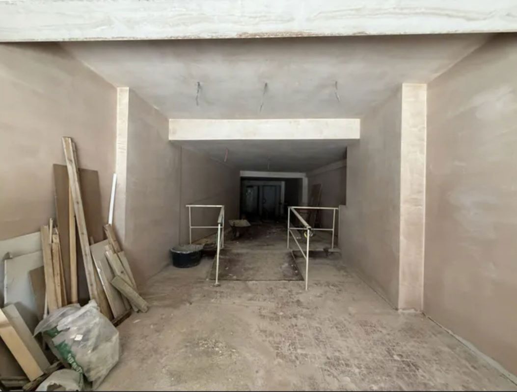 Image 7 of 8
