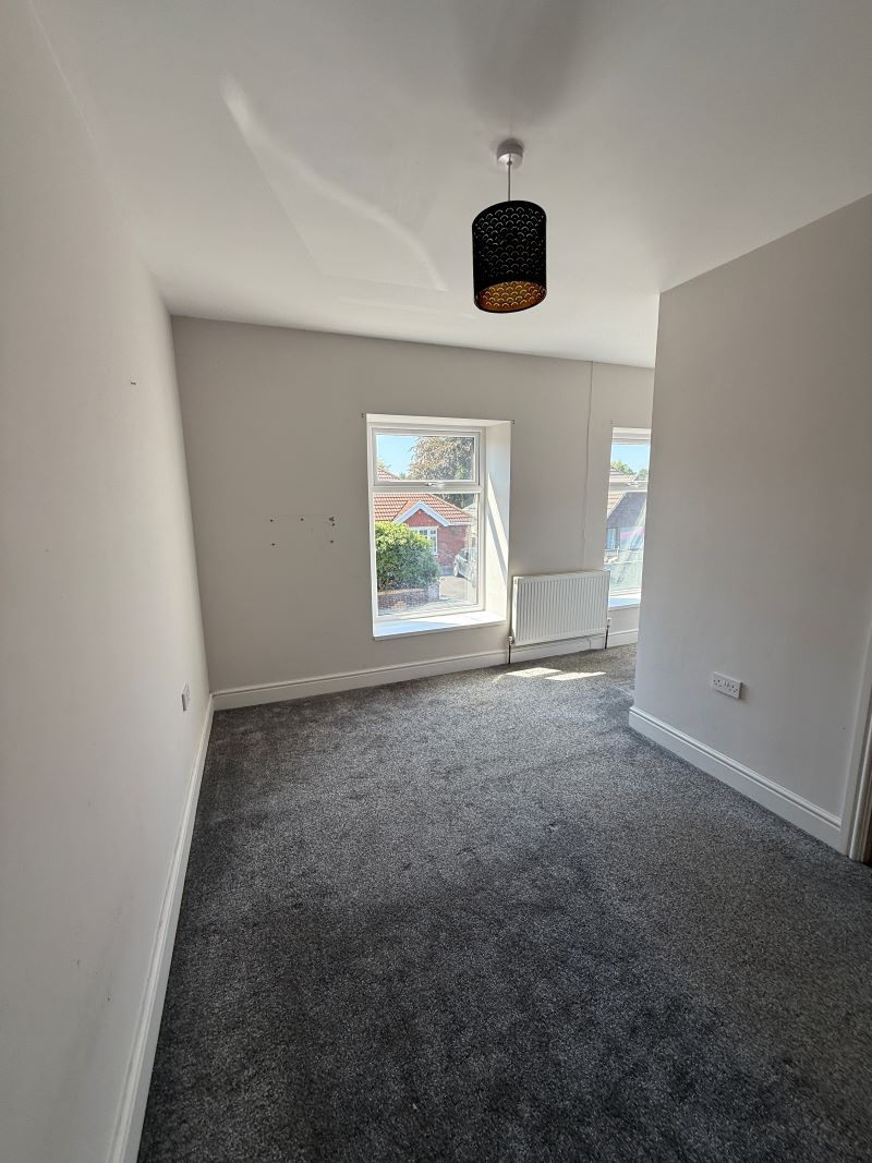 Image 7 of 8
