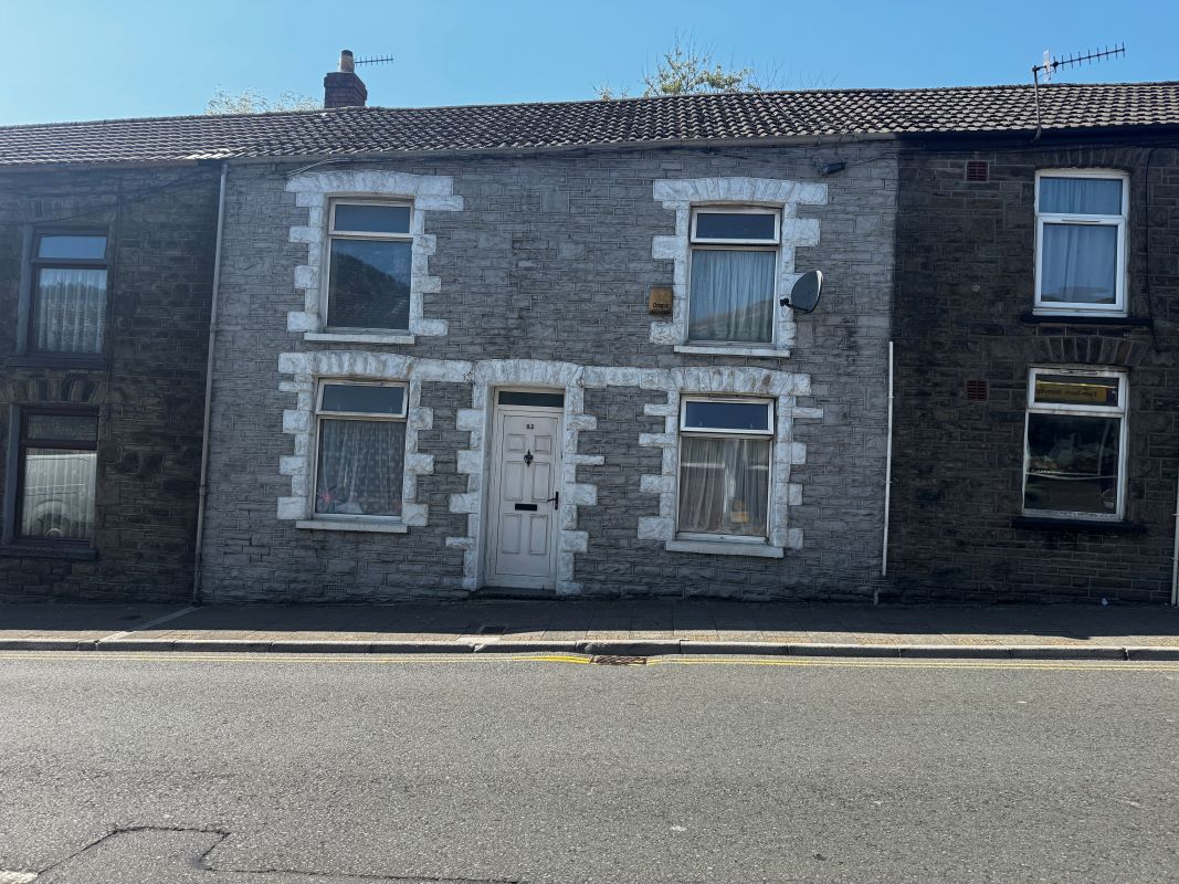 Image 2 of 8