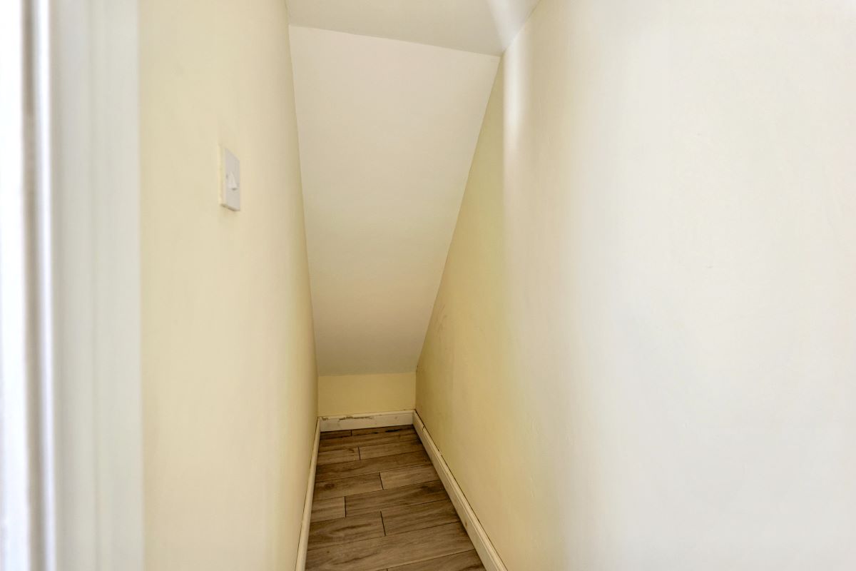 Image 9 of 12