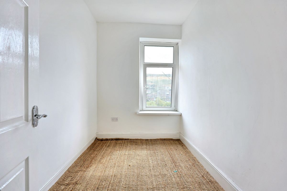 Image 9 of 20