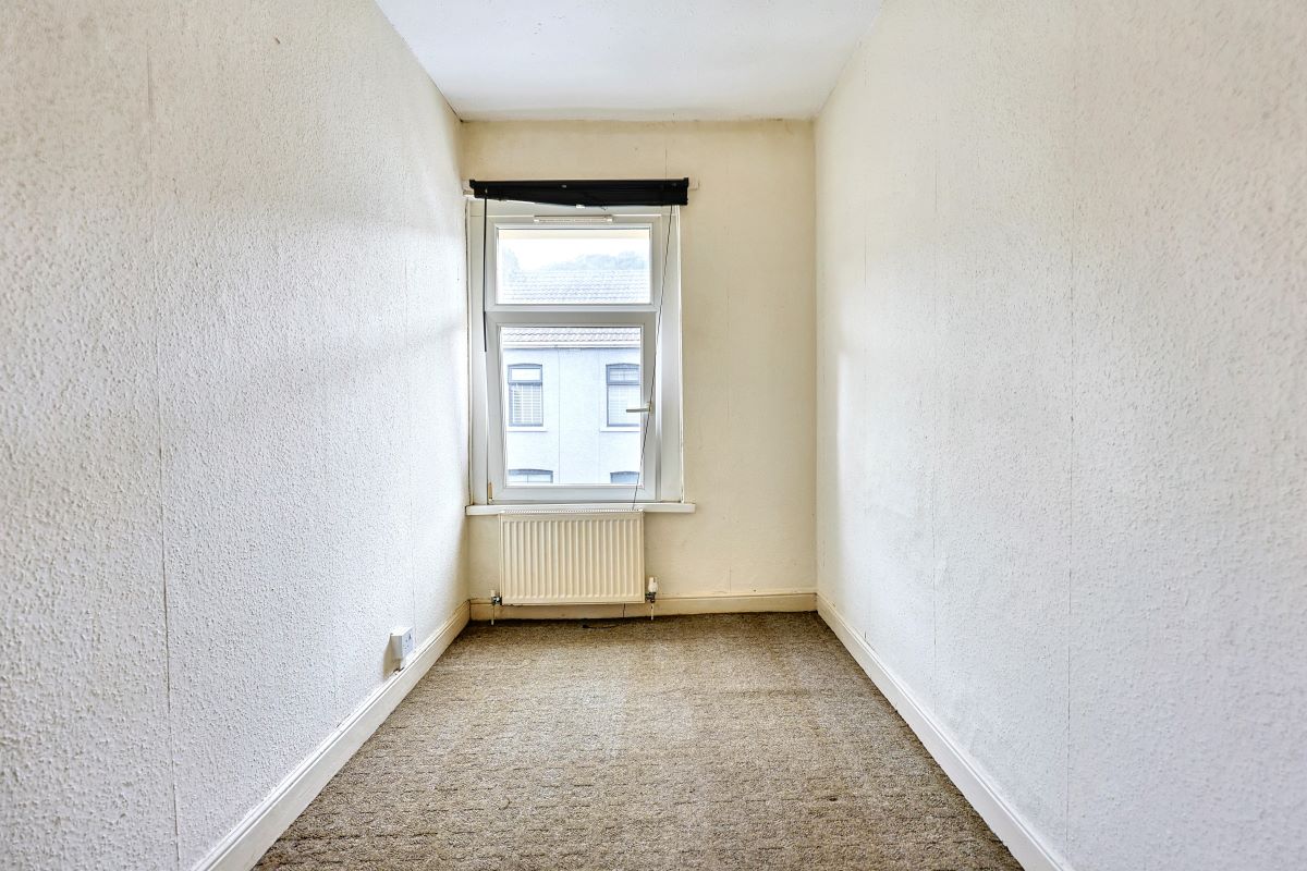 Image 8 of 12