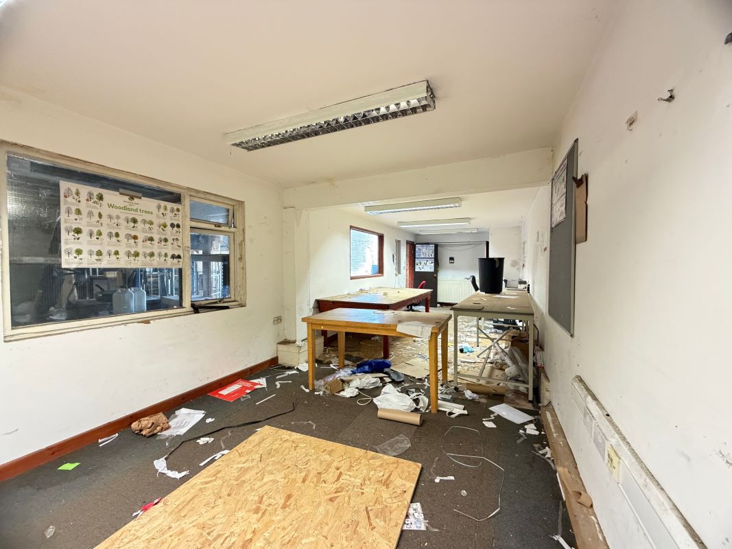 Image 15 of 21