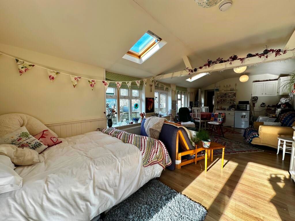 Image 19 of 21