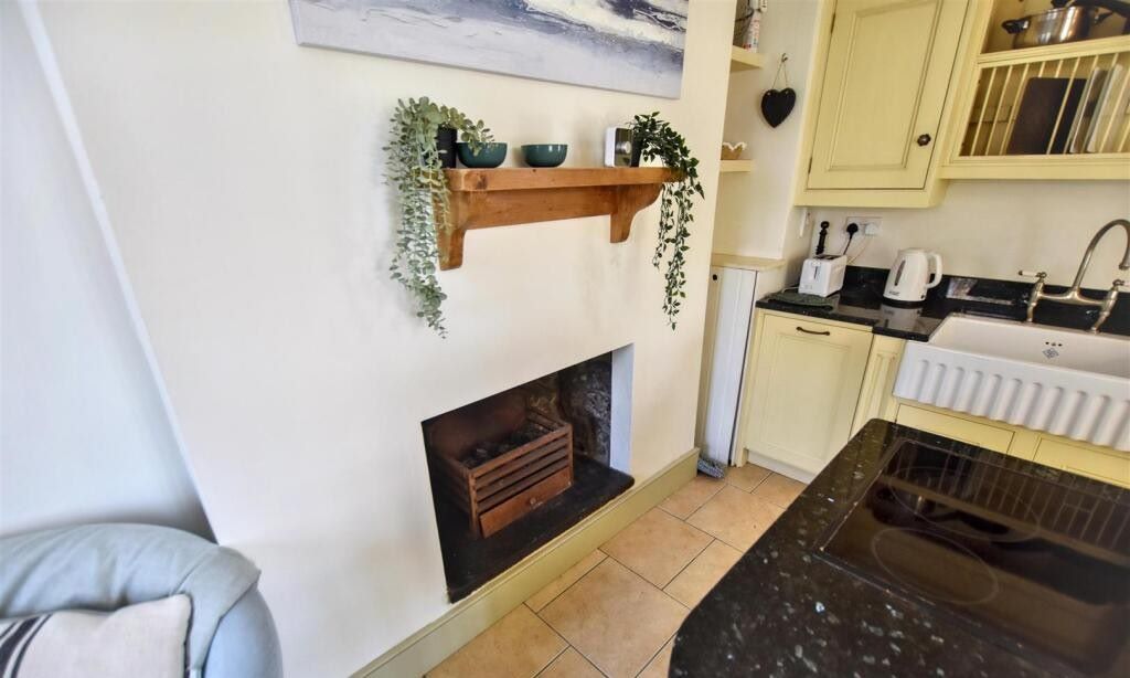 Image 11 of 20