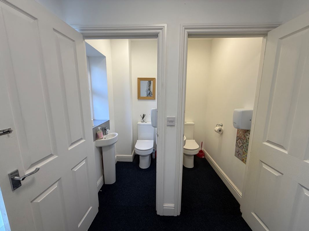 Image 6 of 16