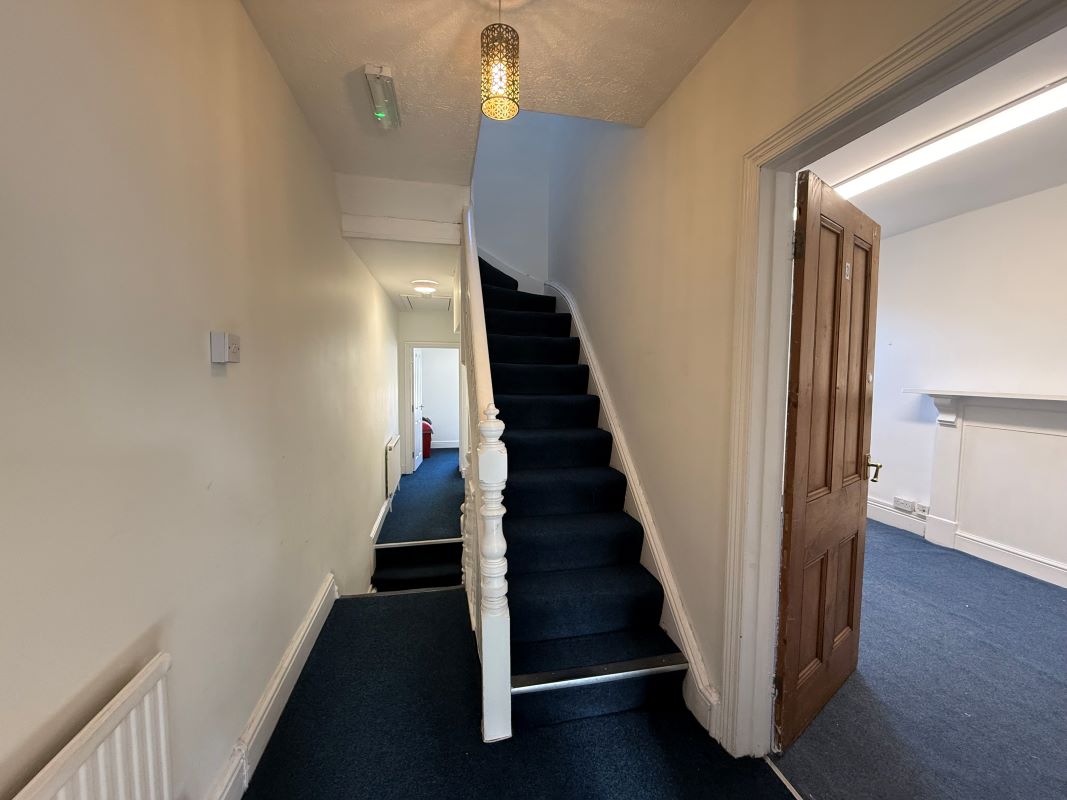 Image 7 of 16
