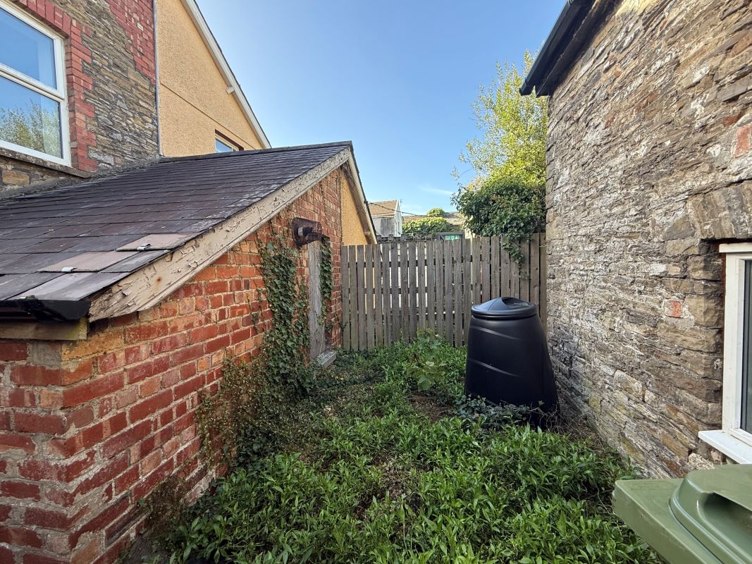 Image 14 of 16
