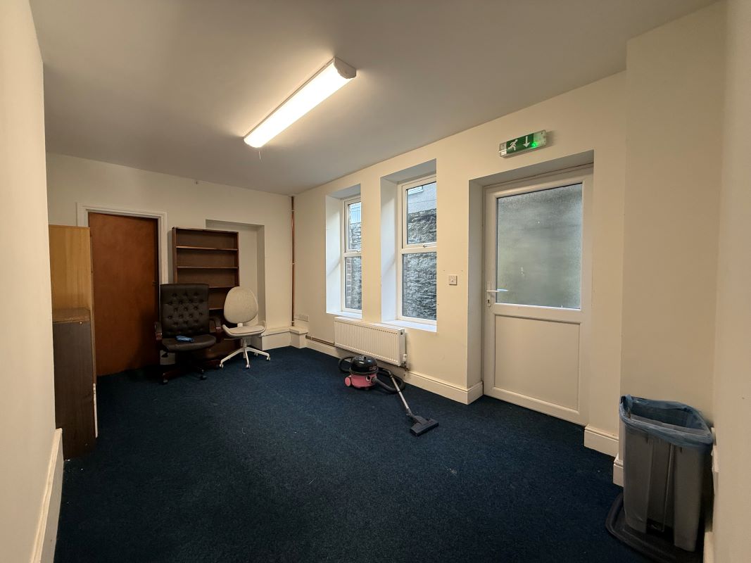 Image 9 of 16