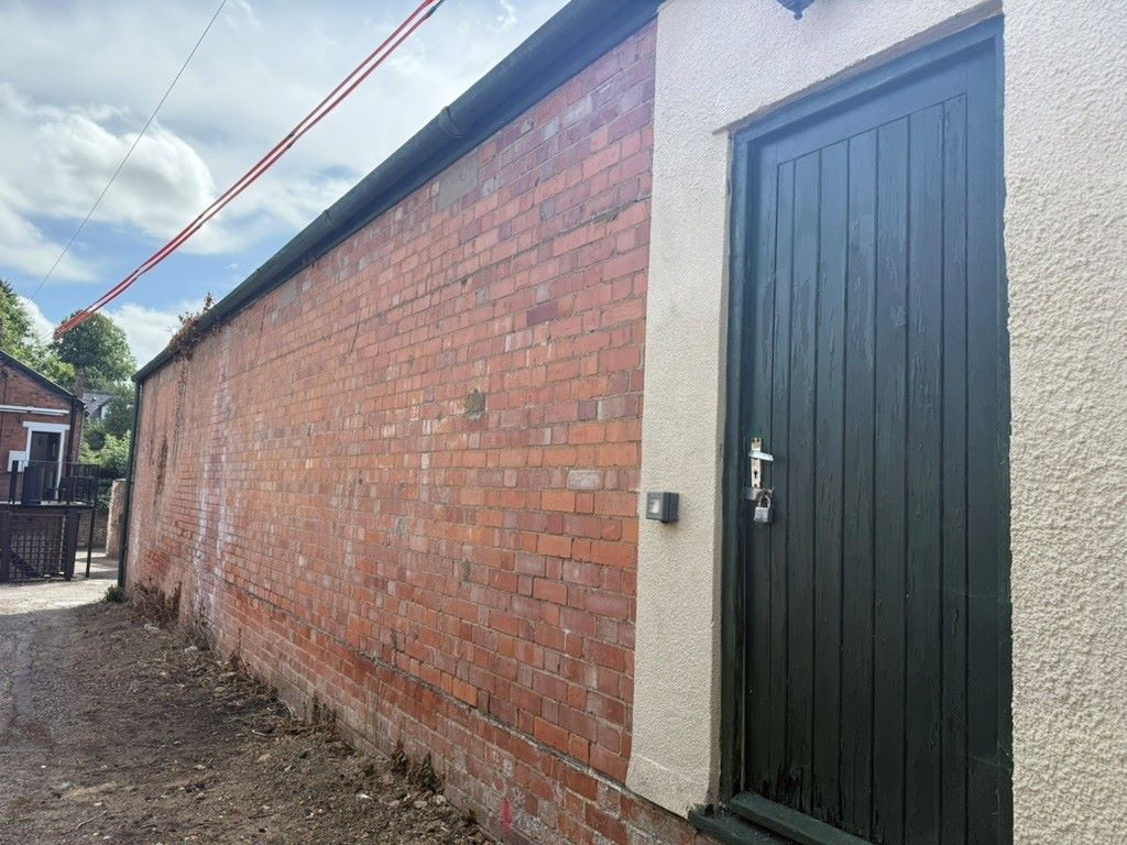 Image 14 of 17
