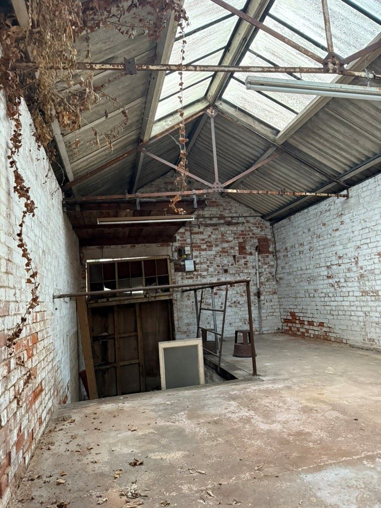 Image 13 of 17
