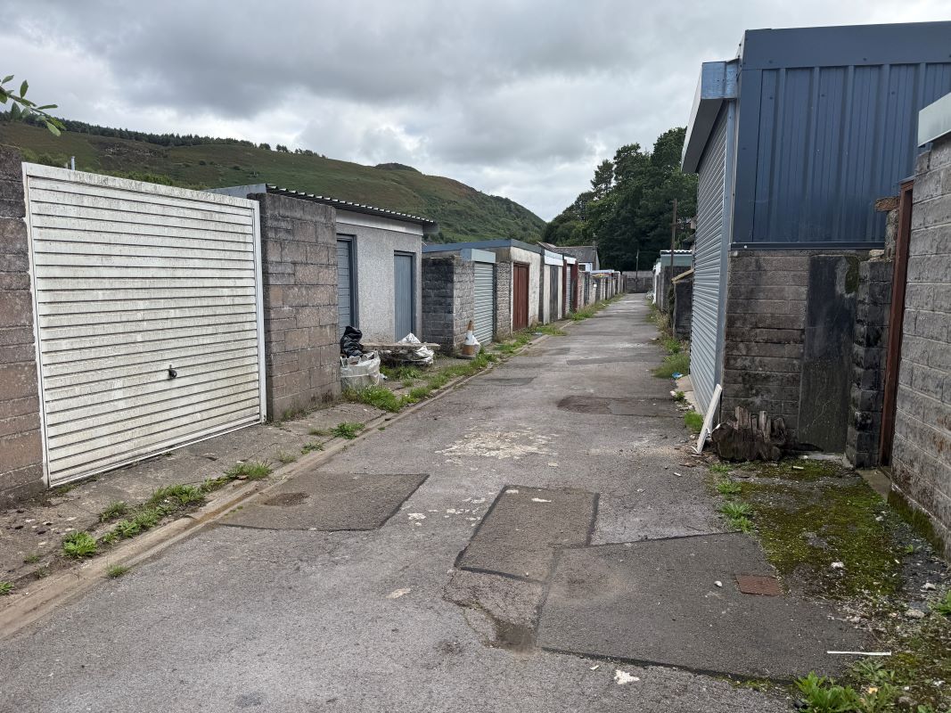 Image 10 of 10