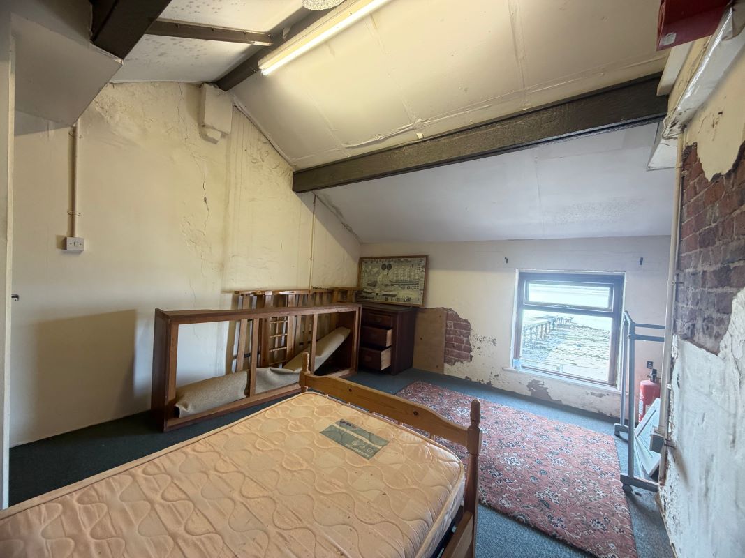Image 15 of 30