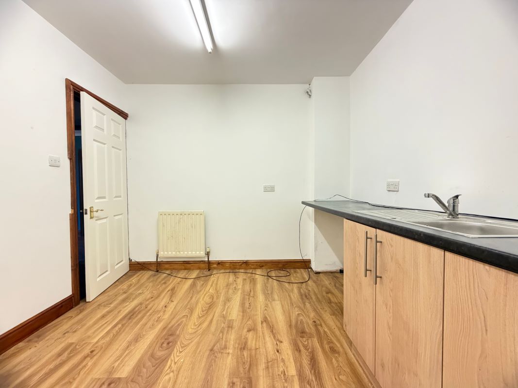 Image 11 of 41