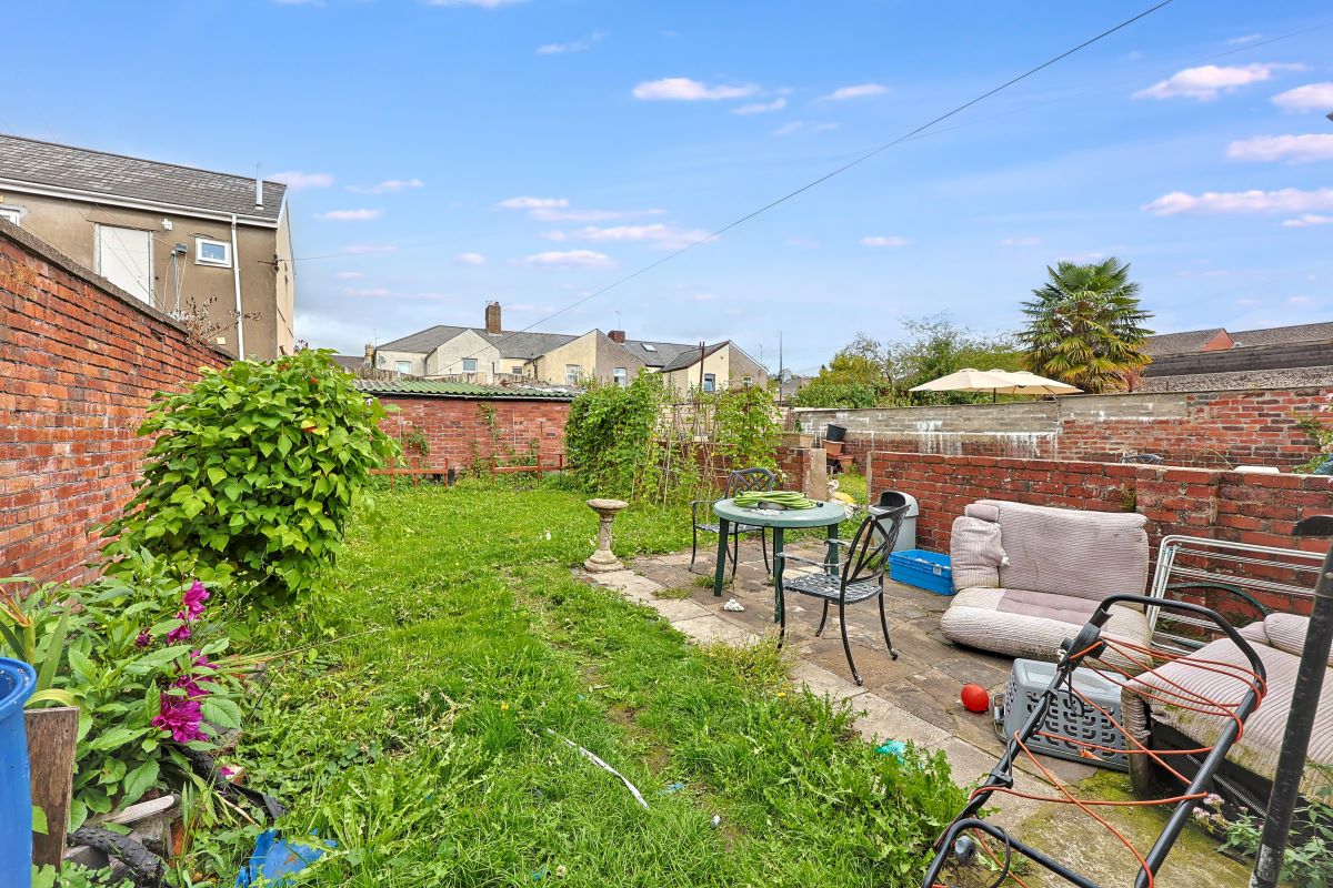 Image 11 of 12