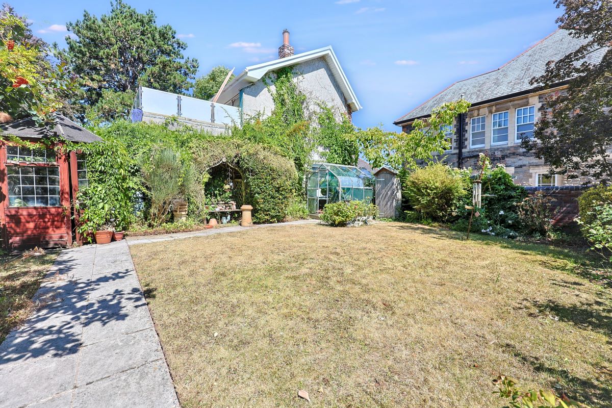 Image 18 of 20