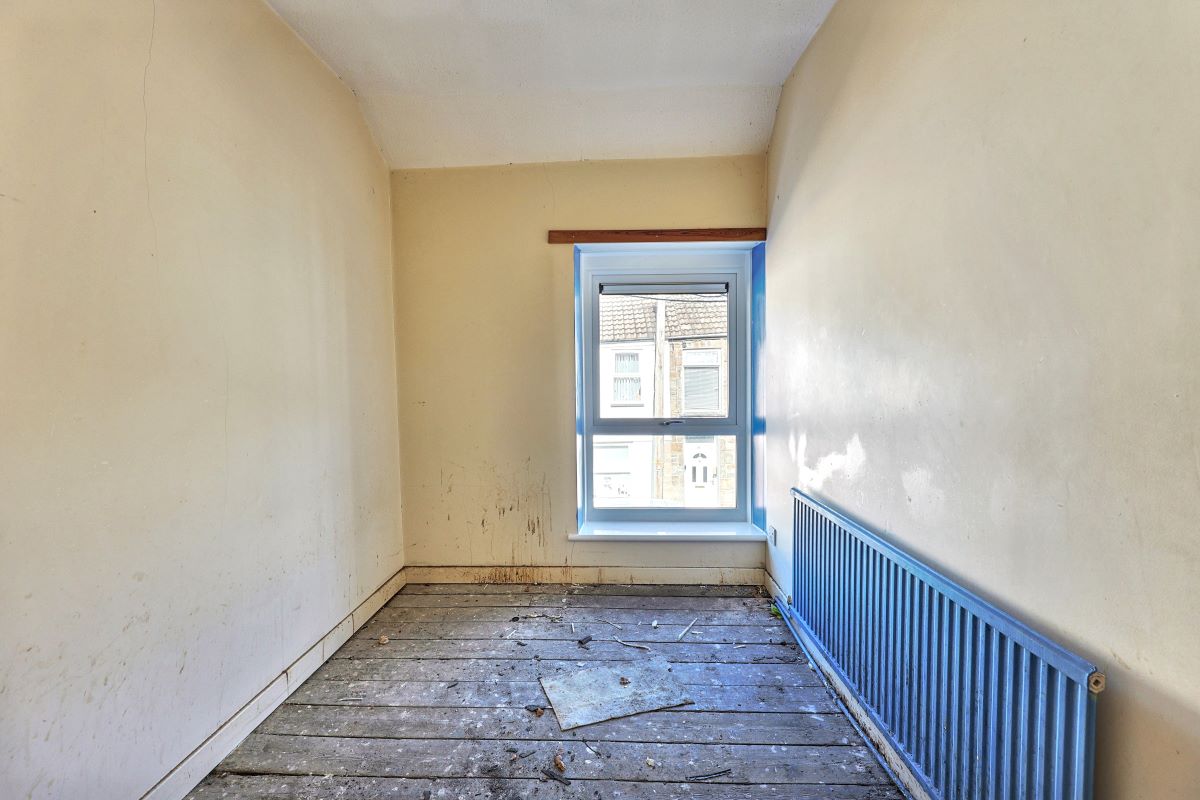 Image 7 of 12