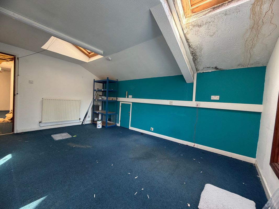 Image 15 of 15