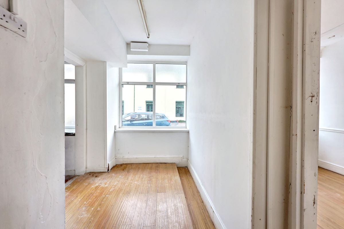 Image 8 of 24