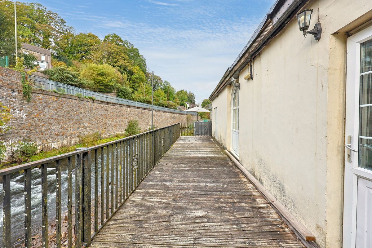 Image 20 of 24