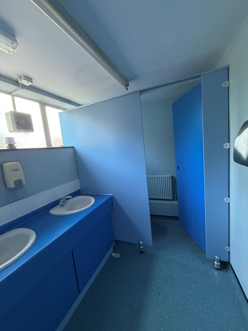 Image 15 of 19