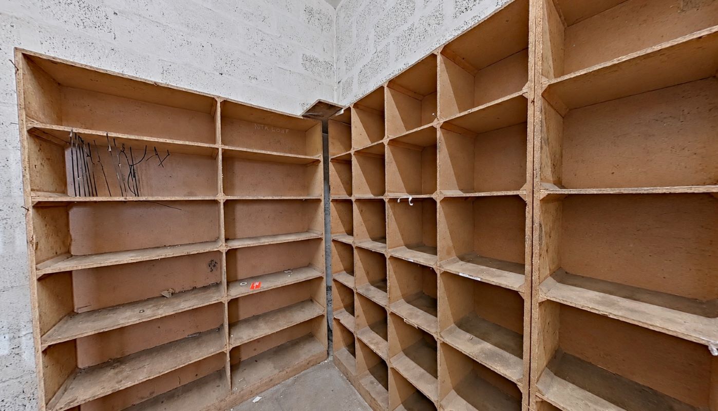 Image 7 of 8
