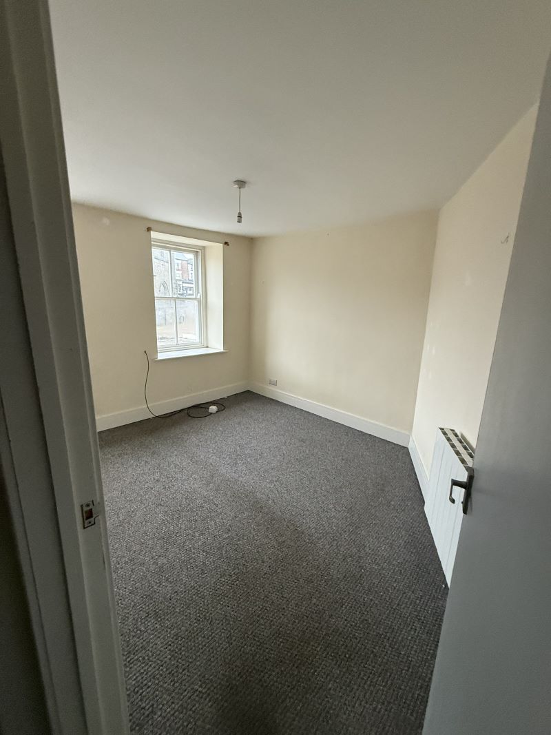 Image 4 of 10