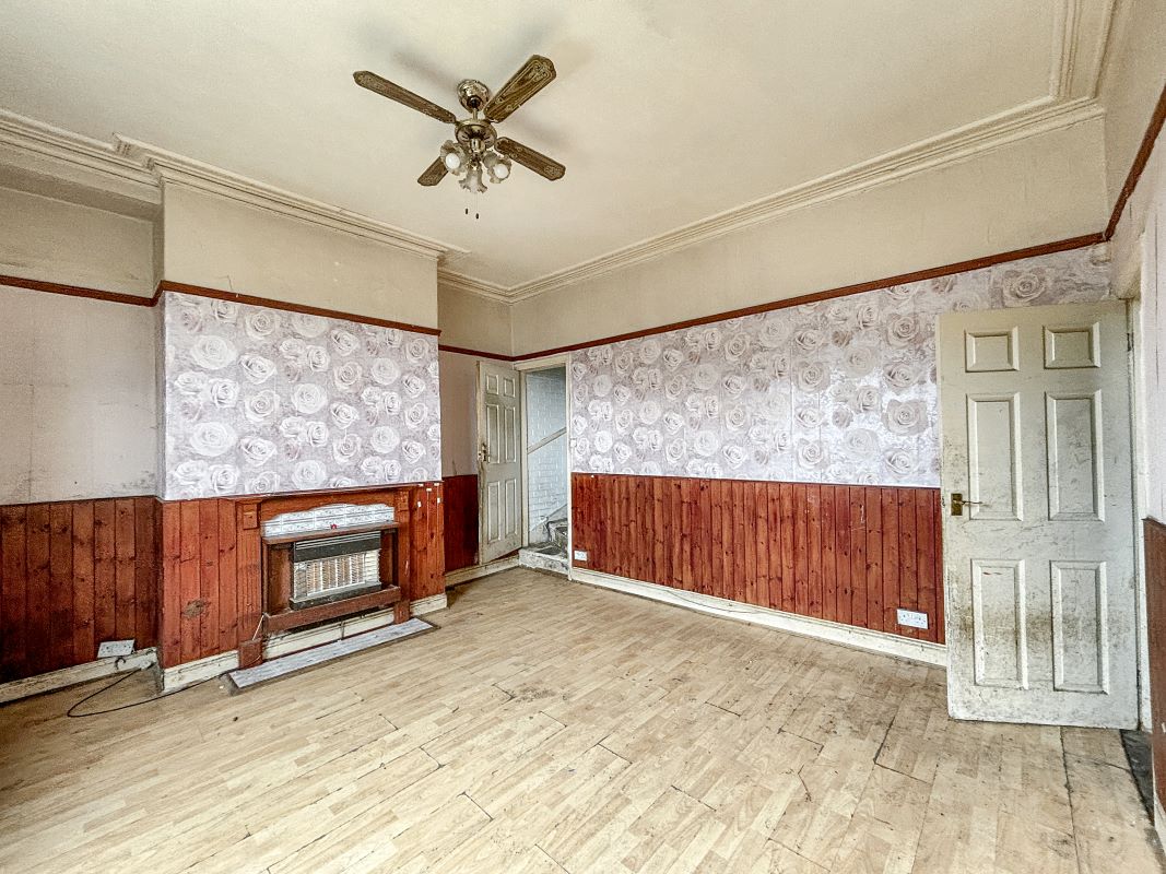 16 Moulson Terrace, Denholme, Bradford, West Yorkshire, BD13 4AL