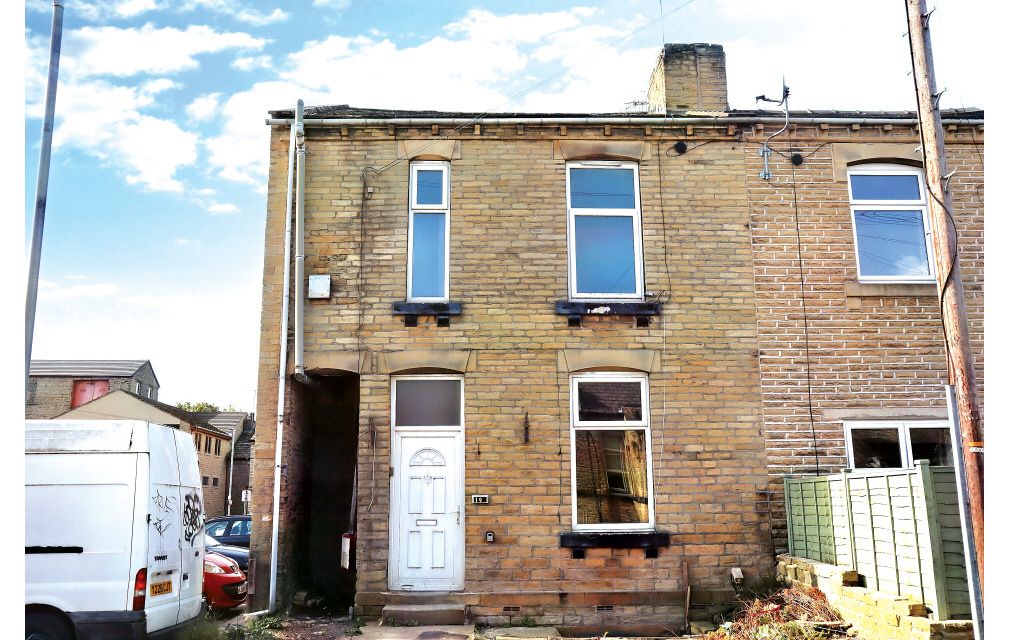 19 St. John Street, Brighouse, West Yorkshire, HD6 1HN