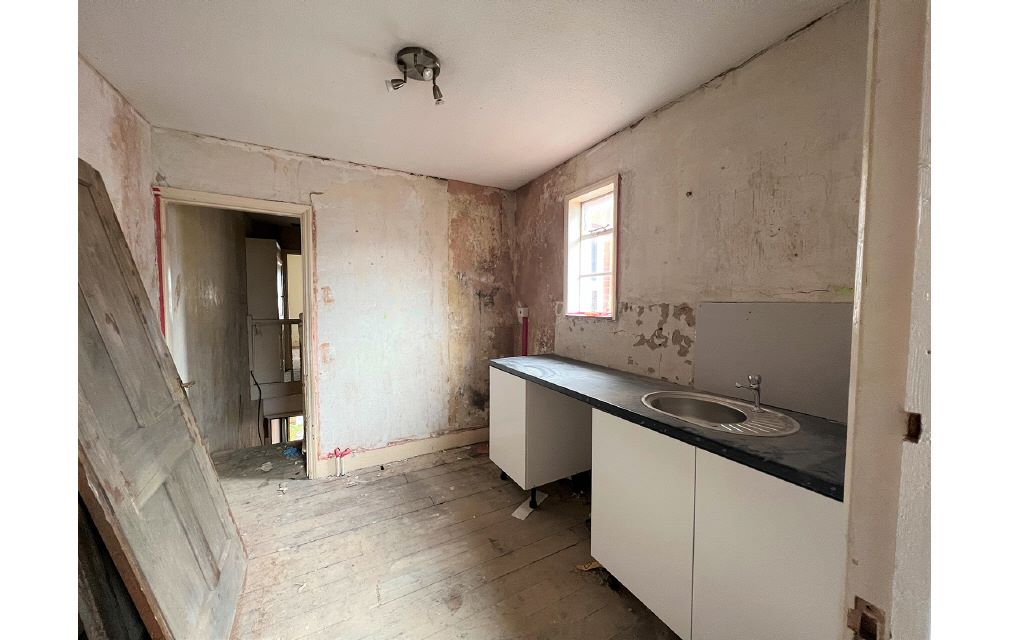 First Floor Flat, 37 Salisbury Road, Reading, Berkshire, RG30 1BL