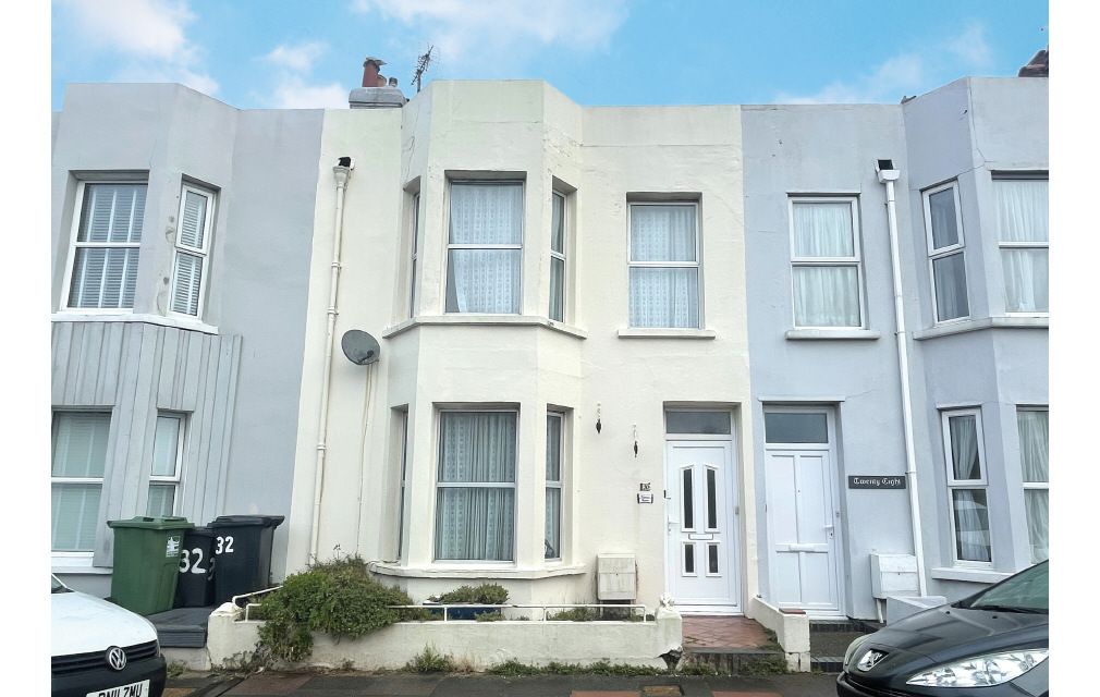 30 Cambridge Road, Eastbourne, East Sussex, BN22 7BT