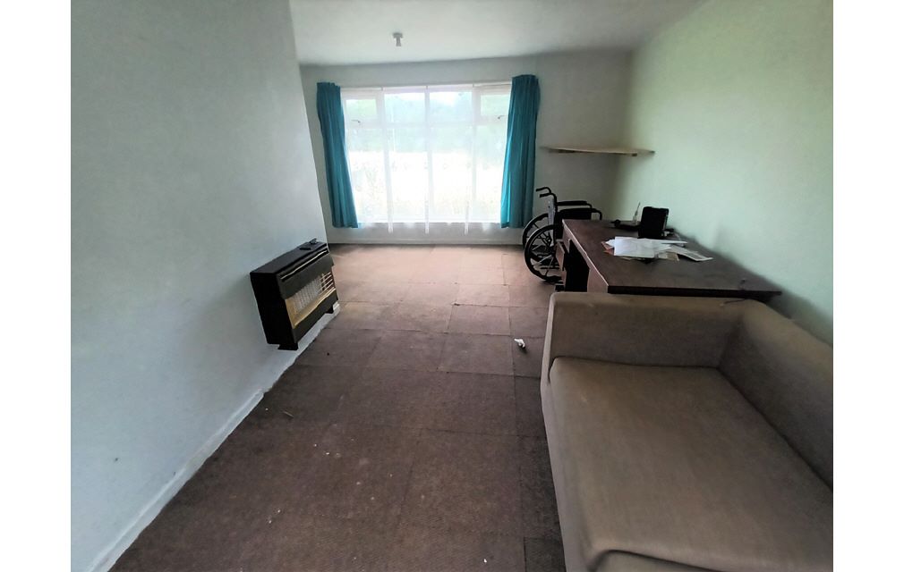 42 Gloucester Road, Kidsgrove, Stoke-on-Trent, Staffordshire, ST7 1EN